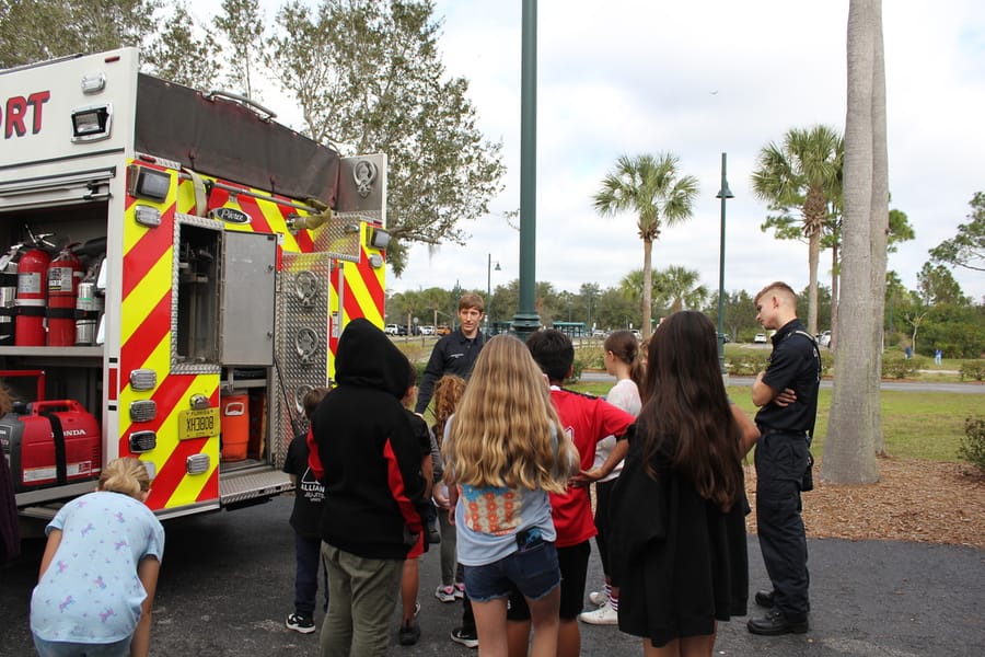 winter_camp_touch-a-truck_20240104 (36)