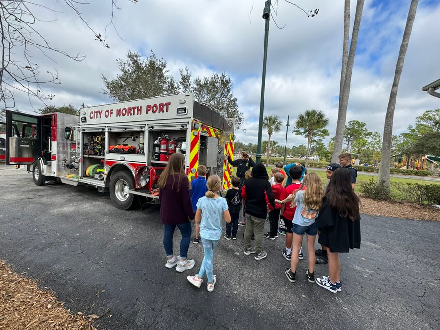 winter_camp_touch-a-truck_20240104 (84)