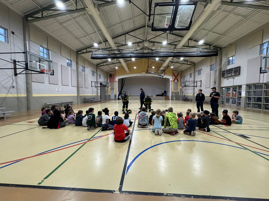 winter_camp_touch-a-truck_20240104 (62)