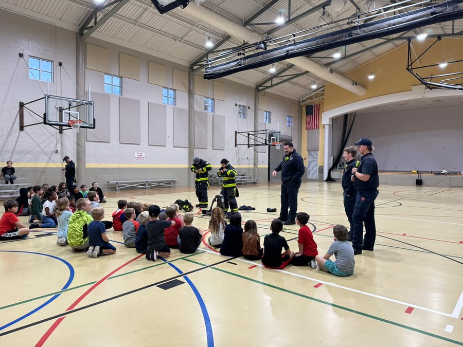 winter_camp_touch-a-truck_20240104 (60)