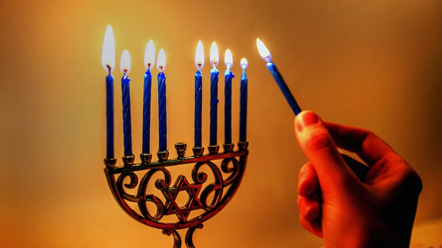 webRNS-Salkin-Menorah2