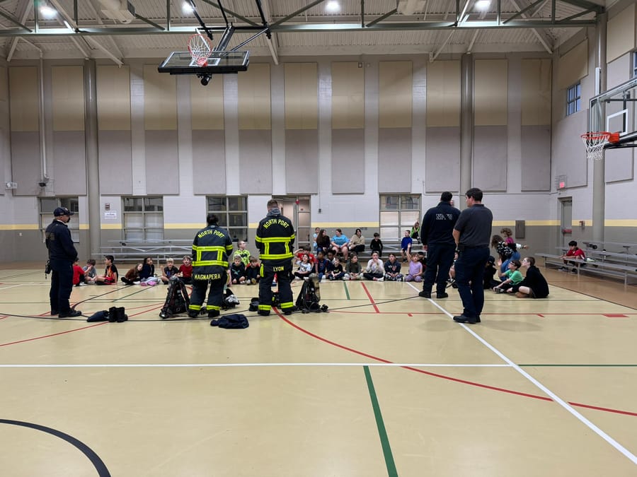 winter_camp_touch-a-truck_20240104 (65)