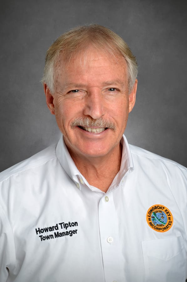 20240122_TownManagerHowardTipton_SD_Print