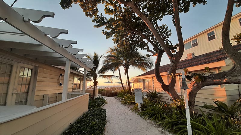 Bungalow Beach Resort