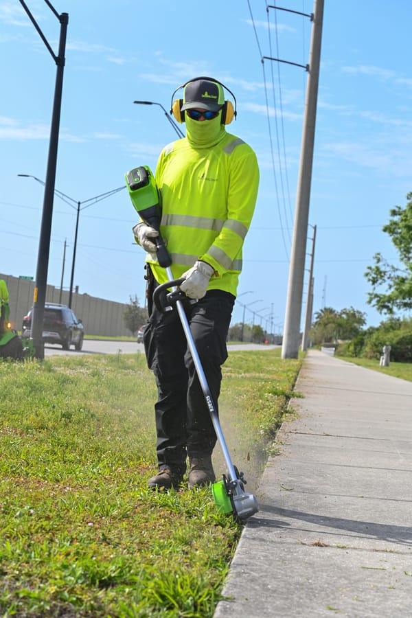 20240313_ElectricMowerPhoto _003_SD