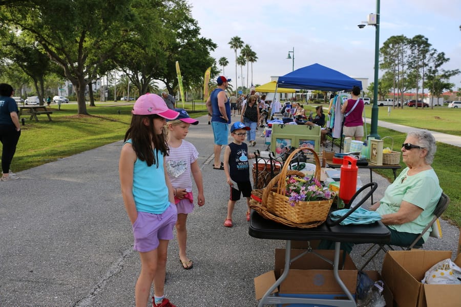 CommunityYardSale_20240316 (66)