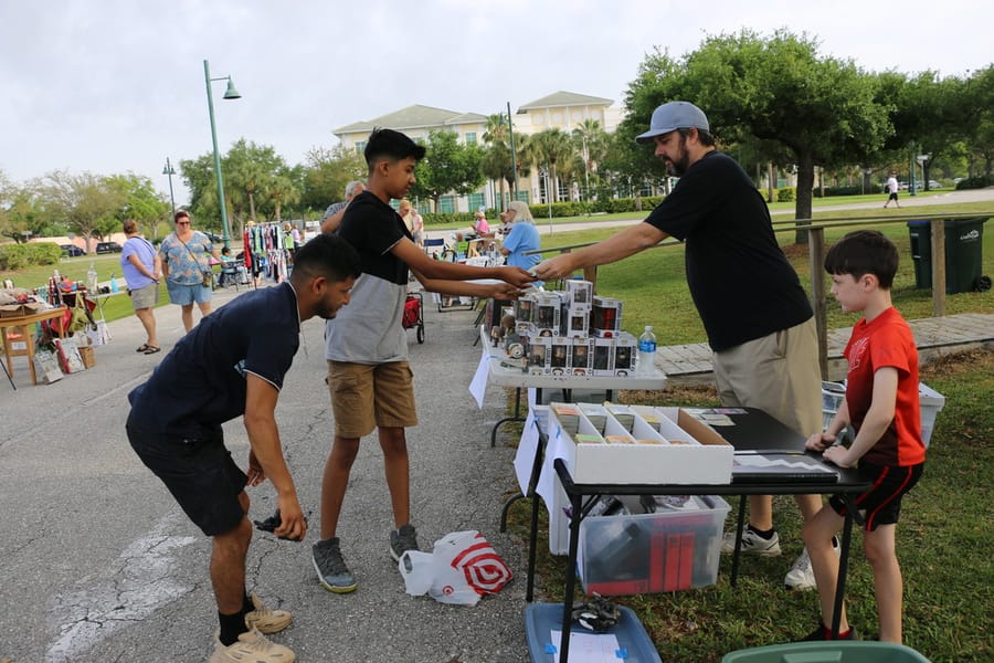 CommunityYardSale_20240316 (59)