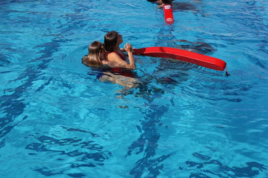 American Red Cross Lifeguard Training_03.27 (143)