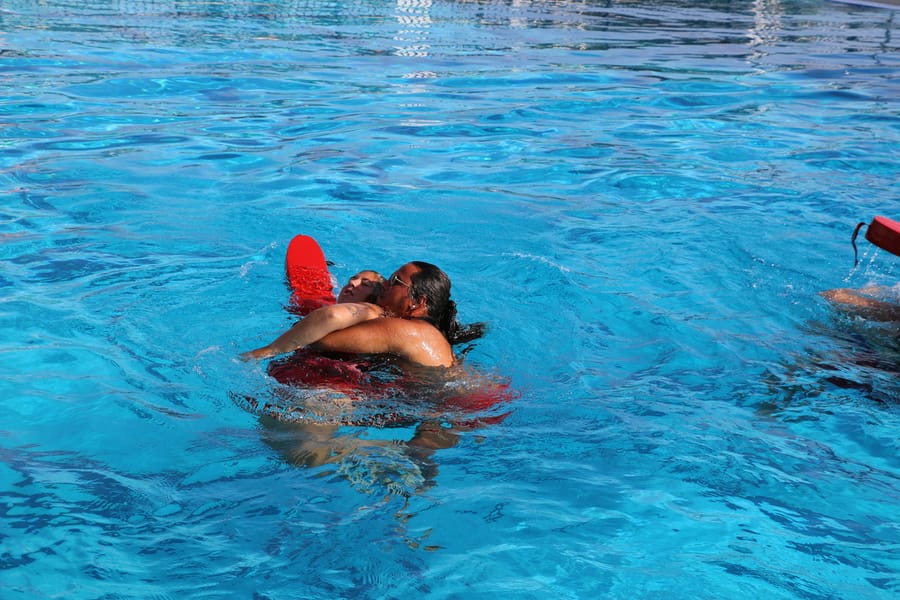 American Red Cross Lifeguard Training_03.27 (93)