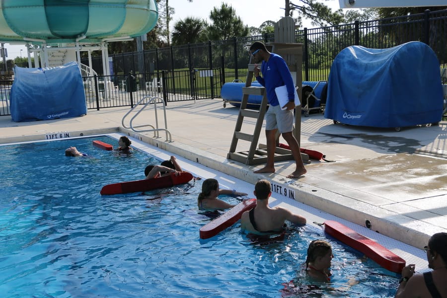 American Red Cross Lifeguard Training_03.27 (111)