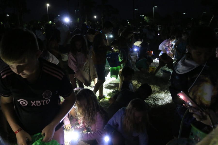 Flashlight_Egg_Hunt_20240329 (202)