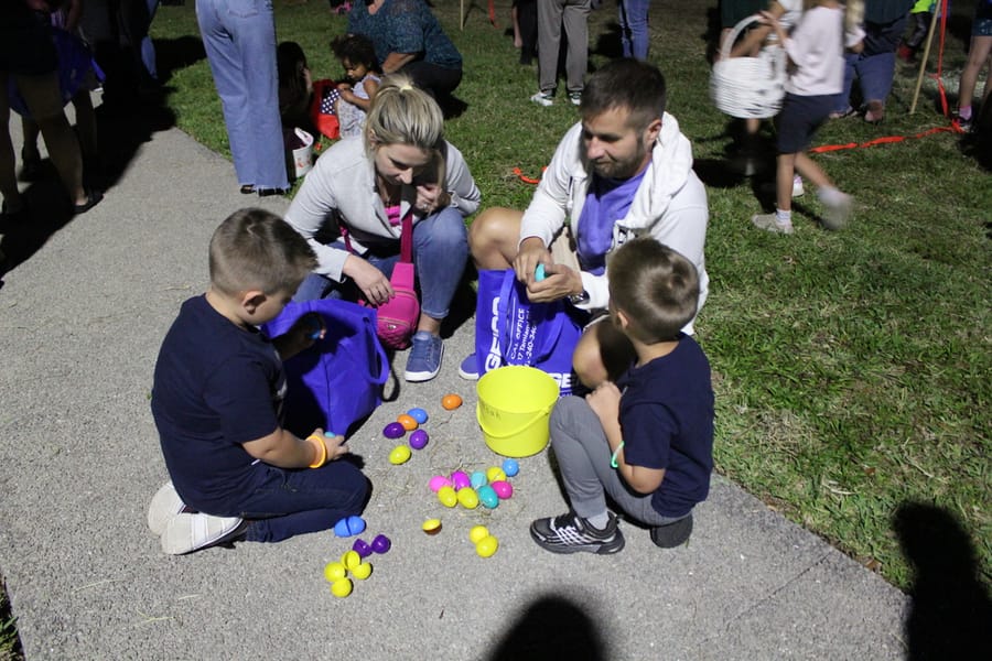 Flashlight_Egg_Hunt_20240329 (66)