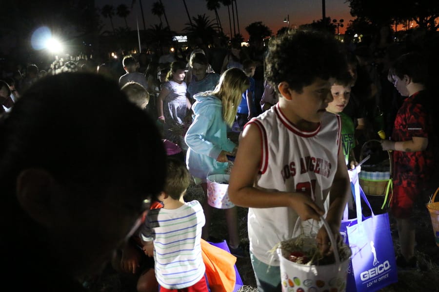 Flashlight_Egg_Hunt_20240329 (209)