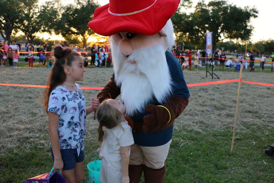 Flashlight_Egg_Hunt_20240329 (97)