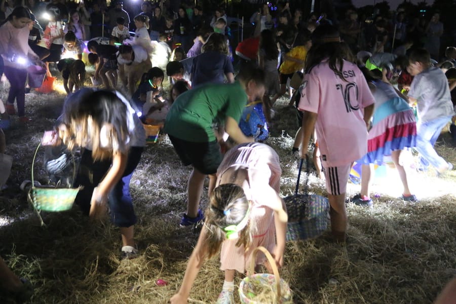 Flashlight_Egg_Hunt_20240329 (195)