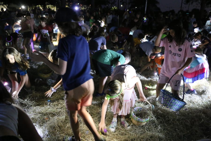 Flashlight_Egg_Hunt_20240329 (194)