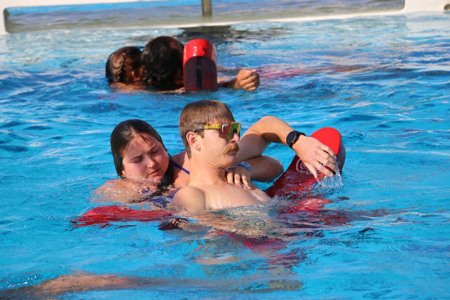 American Red Cross Lifeguard Training_03.27 (166)