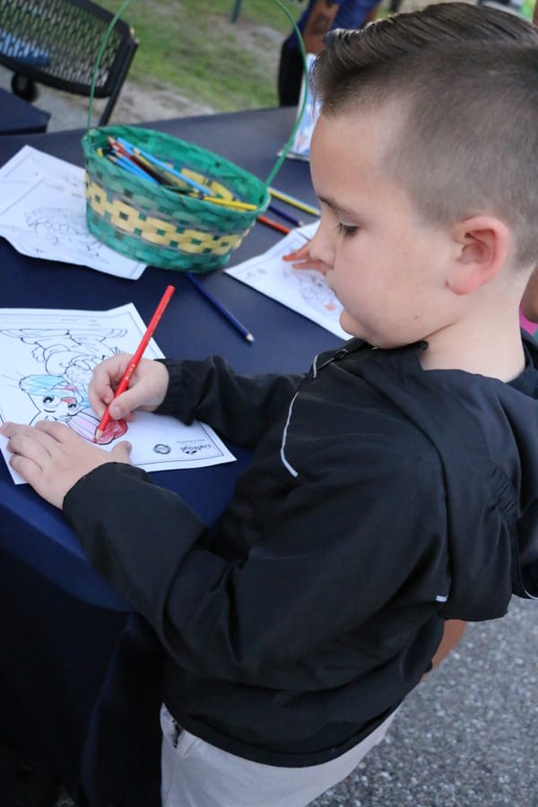 Flashlight_Egg_Hunt_20240329 (126)