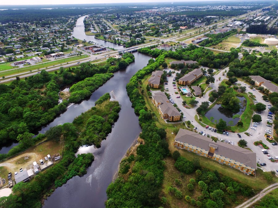 Road arterials with canal aerial - Edited