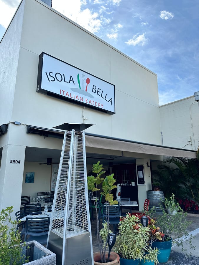 Isola Bella Italian Eatery Restaurant